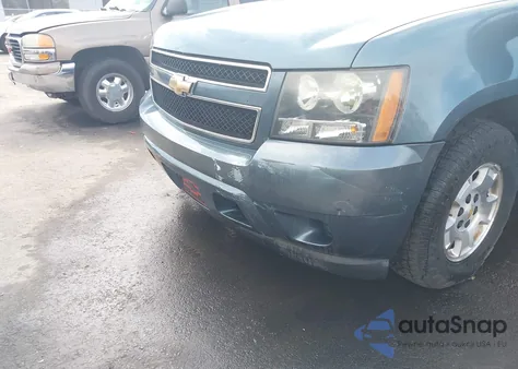 2010 Chevrolet Suburban 1500 Ls from USA, damaged, VIN 1GNUCHE0XAR125785